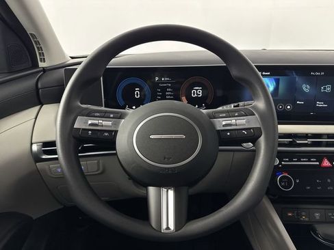 New 2026 Hyundai Tucson SEL image 22