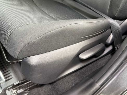 Certified 2022 Toyota RAV4 LE image 14