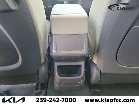 New 2027 Kia Seltos S FWD image 12