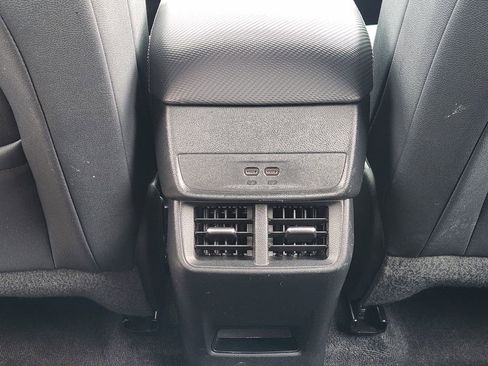 Used 2025 Chevrolet Equinox LT w/ Convenience Package II FWD image 29