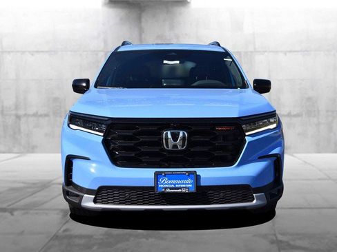 New 2025 Honda Pilot TrailSport image 4