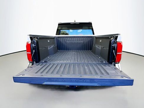 Used 2025 Toyota Tacoma SR5 image 25