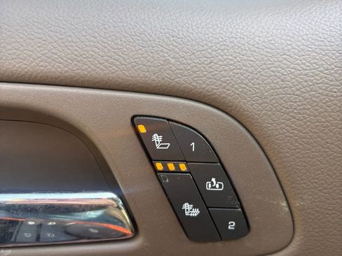 Used 2013 Chevrolet Tahoe LT w/ Luxury Package image 18