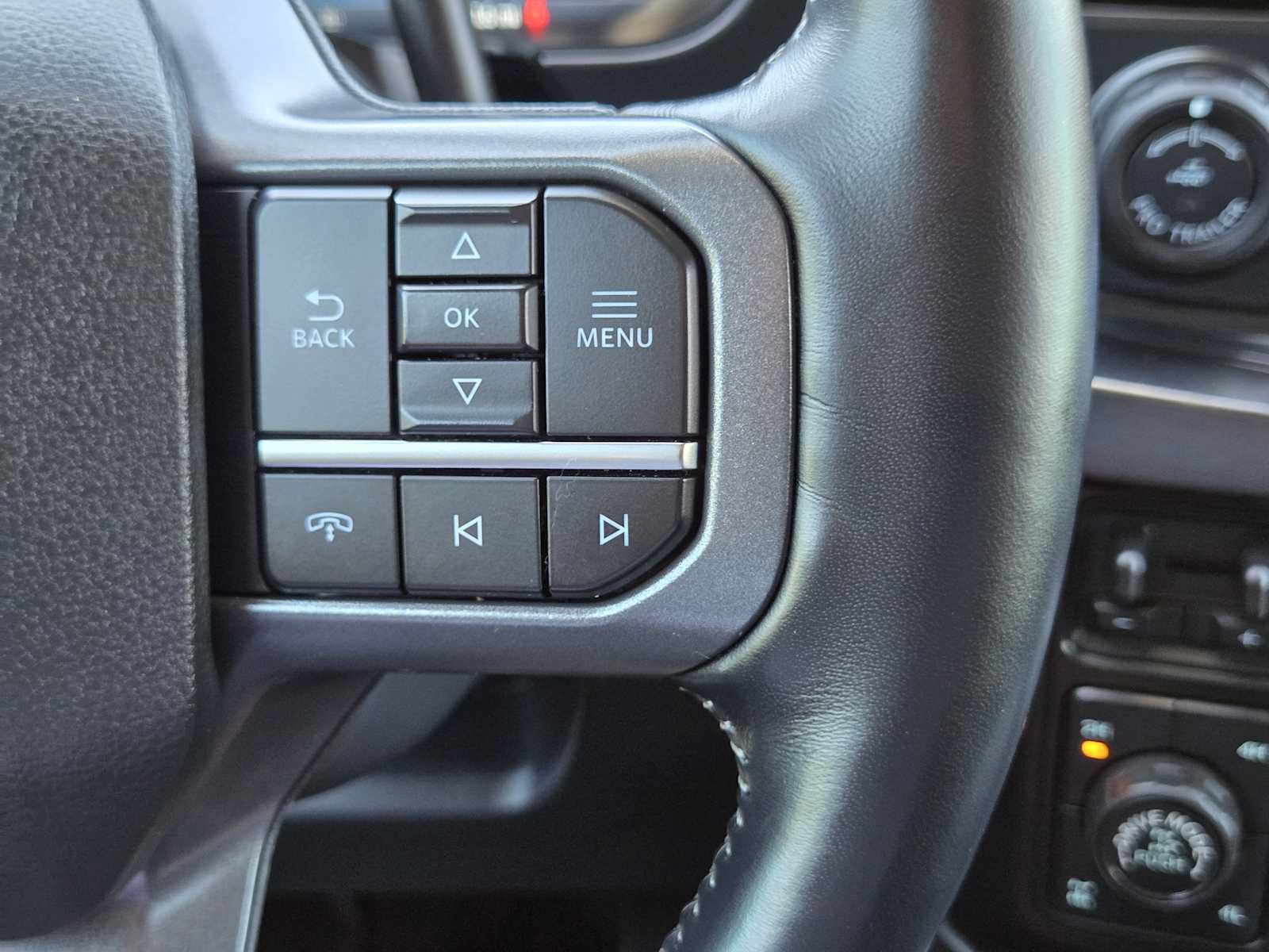 Used 2023 Ford F250 Lariat w/ Lariat Ultimate Package AWD/4WD image 28