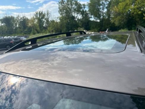 Used 2022 Subaru Forester Premium AWD/4WD image 11