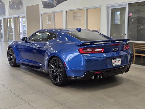 Used 2018 Chevrolet Camaro ZL1 RWD image 6