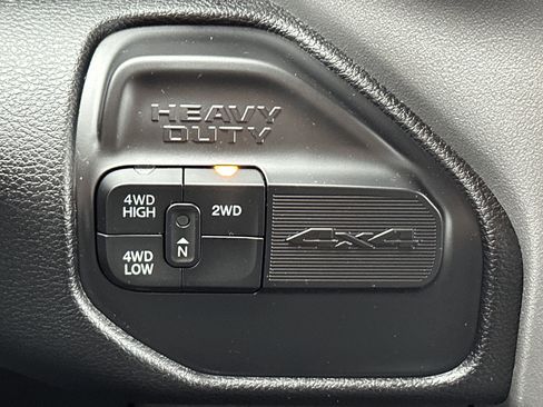 Used 2024 RAM 2500 Big Horn image 21