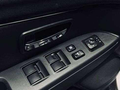 Used 2025 Mitsubishi Outlander Sport 2.0 S image 11