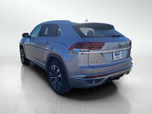 Used 2021 Volkswagen Atlas Cross Sport SEL Premium image 7