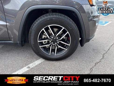 Used 2021 Jeep Grand Cherokee Trailhawk w/ Trailhawk Luxury Group AWD/4WD image 10