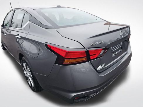 Used 2025 Nissan Altima 2.5 S image 22