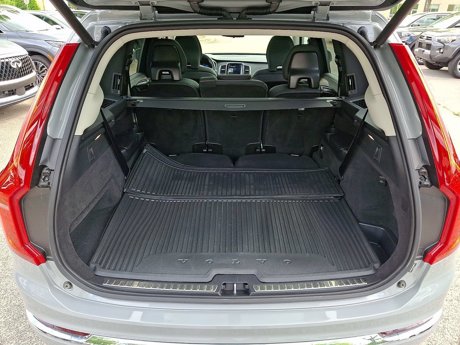 Used 2025 Volvo XC90 T8 Core w/ Protection Package AWD/4WD image 30