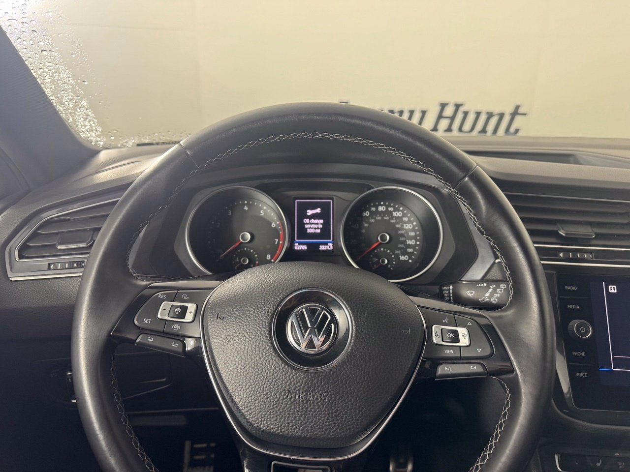 Used 2021 Volkswagen Tiguan SE R-Line FWD image 15