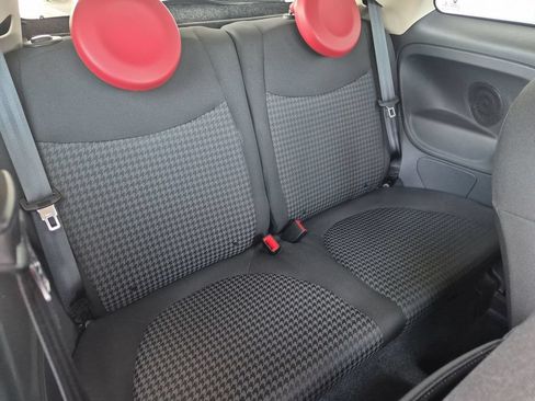 Used 2017 FIAT 500 Pop w/ Sport Appearance Package FWD image 17