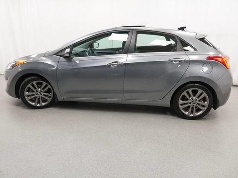 Used 2016 Hyundai Elantra GT w/ Option Group 03 FWD image 39