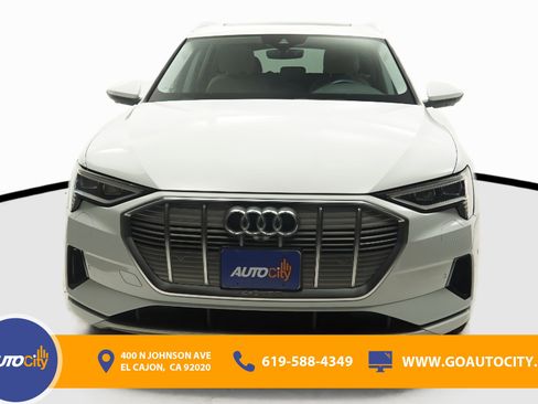 Used 2019 Audi e-tron Premium Plus AWD/4WD image 4