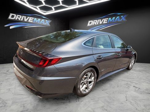 Used 2023 Hyundai Sonata SEL w/ Convenience Package FWD image 6