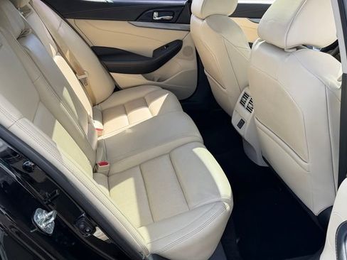 Used 2018 Nissan Maxima 3.5 SL FWD image 24