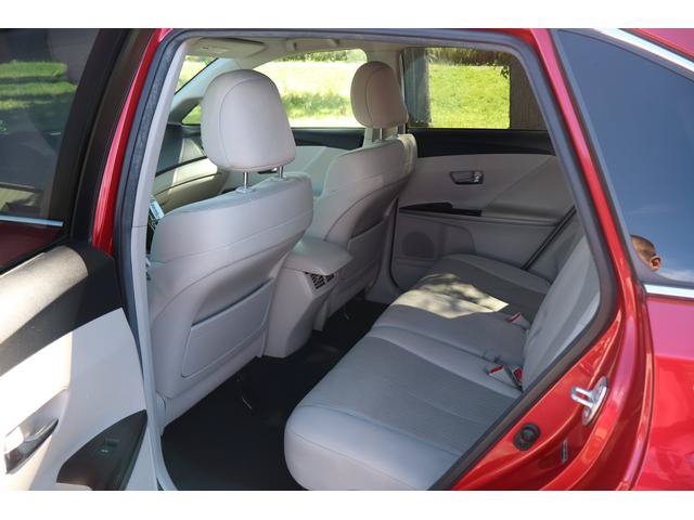 Used 2012 Toyota Venza LE FWD image 8