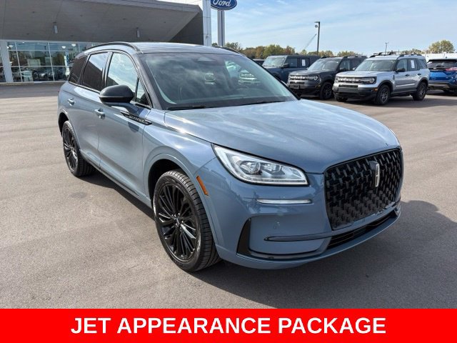 Used 2024 Lincoln Corsair Reserve w/ Equipment Group 201A AWD/4WD image 1