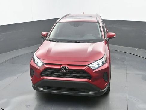 Used 2025 Toyota RAV4 XLE w/ Convenience Package image 29