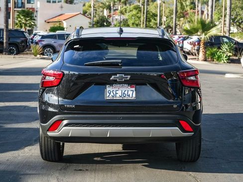 Used 2025 Chevrolet Trax LT w/ Driver Confidence Package FWD image 5