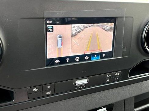 New 2024 Mercedes-Benz Sprinter 2500 image 6