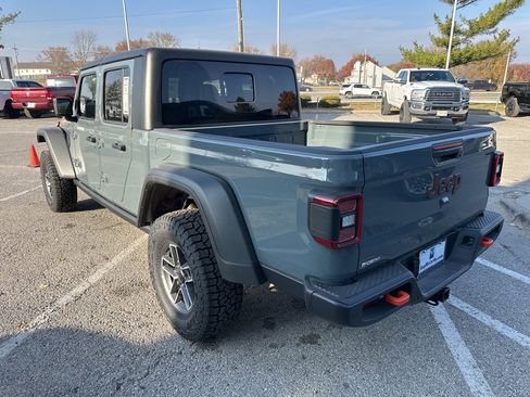 New 2026 Jeep Gladiator Mojave w/ Safety Group image 23