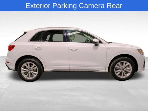 Used 2025 Audi Q3 2.0T Premium image 9