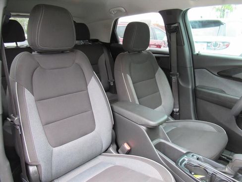 Used 2023 Chevrolet TrailBlazer LT image 9