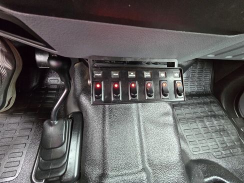 Used 2016 Ford F250 XL w/ Power Equipment Group image 18