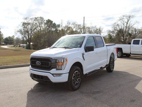 Used 2022 Ford F150 XLT w/ Equipment Group 302A High image 7
