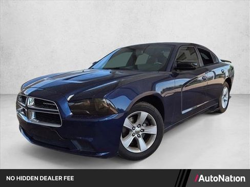 Used 2014 Dodge Charger SE w/ Connectivity Group RWD image 1