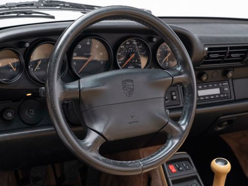 Used 1998 Porsche 911 Carrera RWD image 3
