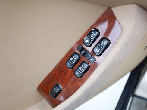 Used 2001 Mercedes-Benz S 430 image 36