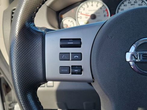 Used 2021 Nissan Frontier PRO-4X w/ Pro-4x Utility Package image 23