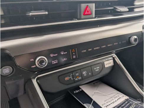 New 2026 Kia Carnival SX w/ SX Dark Edition Package image 20