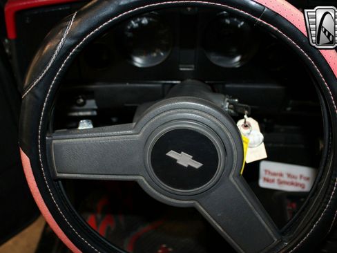 Used 1985 Chevrolet S10 Pickup 2WD Regular Cab image 11