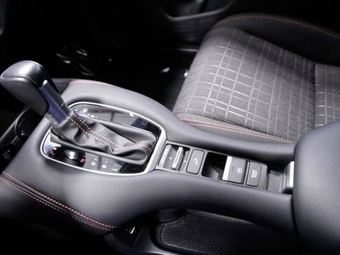 Certified 2024 Honda HR-V Sport image 28