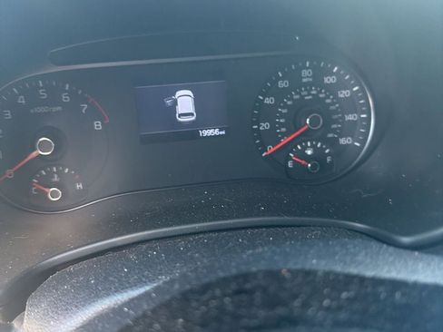 Used 2021 Kia Soul EX FWD image 4