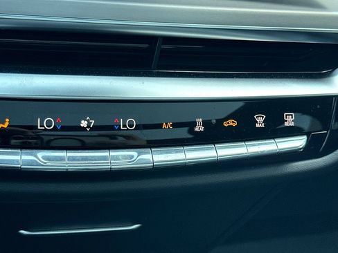 Certified 2026 Cadillac Lyriq Signature Sport w/ LPO, Floor Liner Package image 27