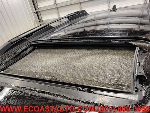 Used 2017 Subaru Outback 3.6R Limited AWD/4WD image 18