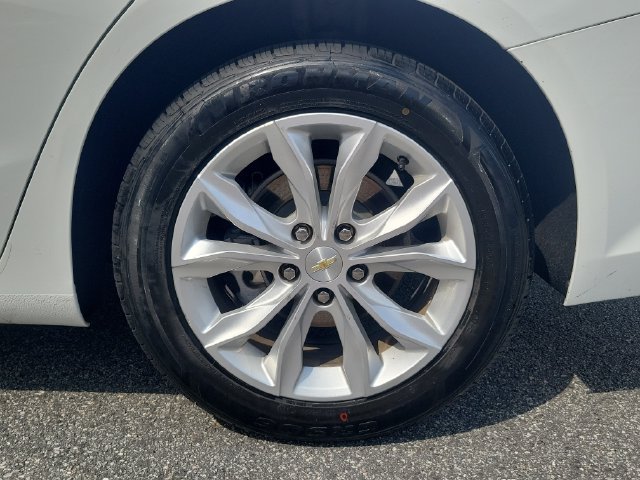 Used 2024 Chevrolet Malibu LT FWD image 7