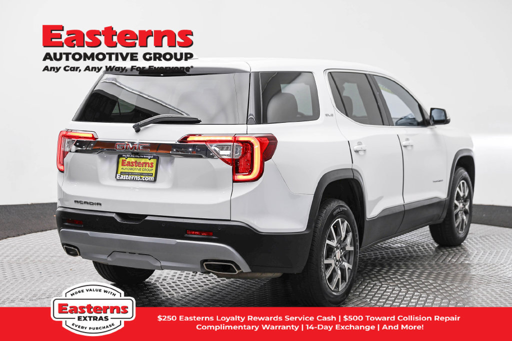 Used 2023 GMC Acadia SLE FWD image 6