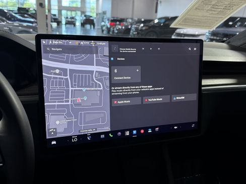 Used 2023 Tesla Model X AWD/4WD image 32