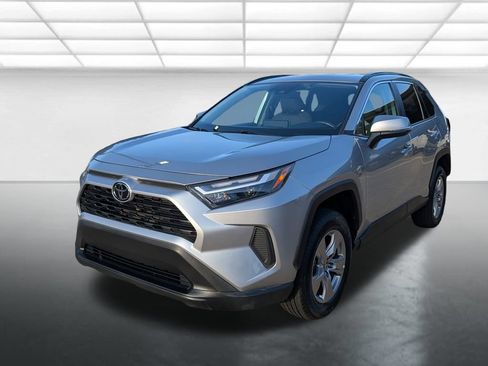 Used 2024 Toyota RAV4 XLE w/ Weather Package AWD/4WD image 23
