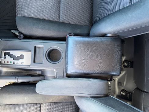 Used 2014 Toyota FJ Cruiser 4WD w/ Upgrade Package image 25