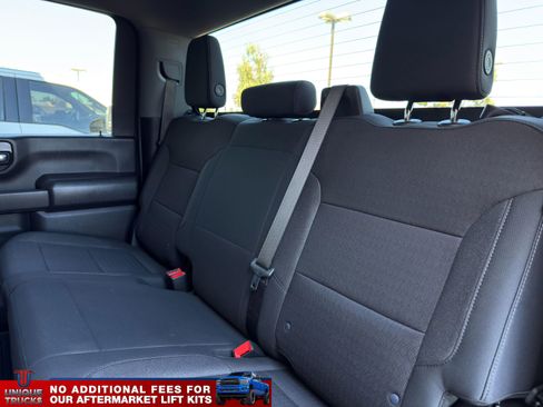 Used 2025 Chevrolet Silverado 2500 Custom w/ Custom Value Package image 22