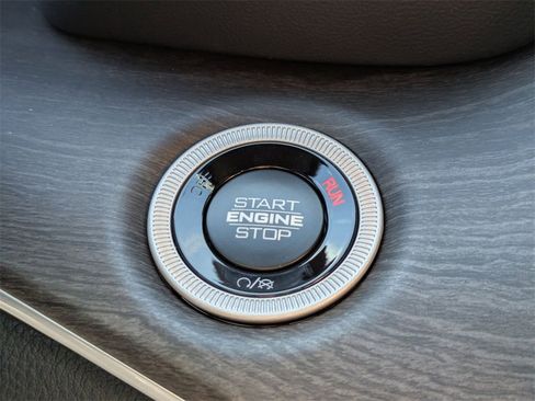 New 2025 Jeep Grand Cherokee Limited image 20