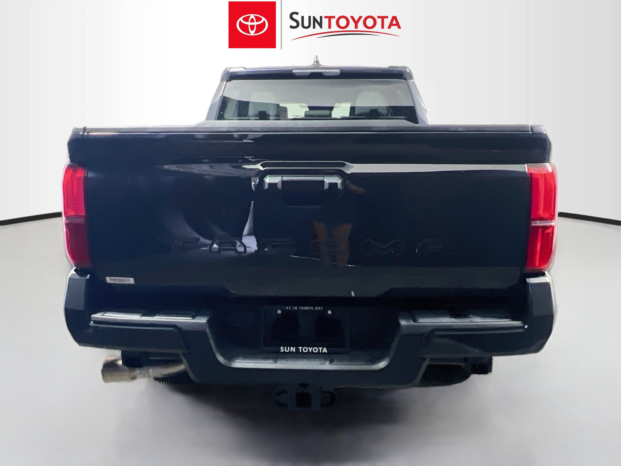 Used 2025 Toyota Tacoma SR5 RWD image 5
